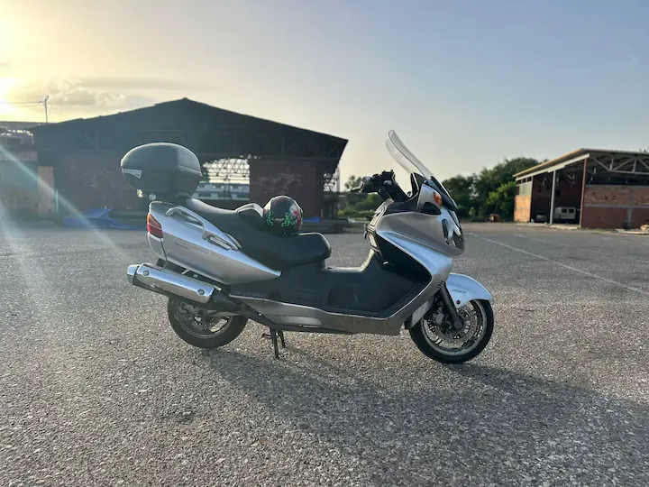 Lak motocikl do 125cc za obuku kategorije A1 — Auto škola Dušan Start Smederevo